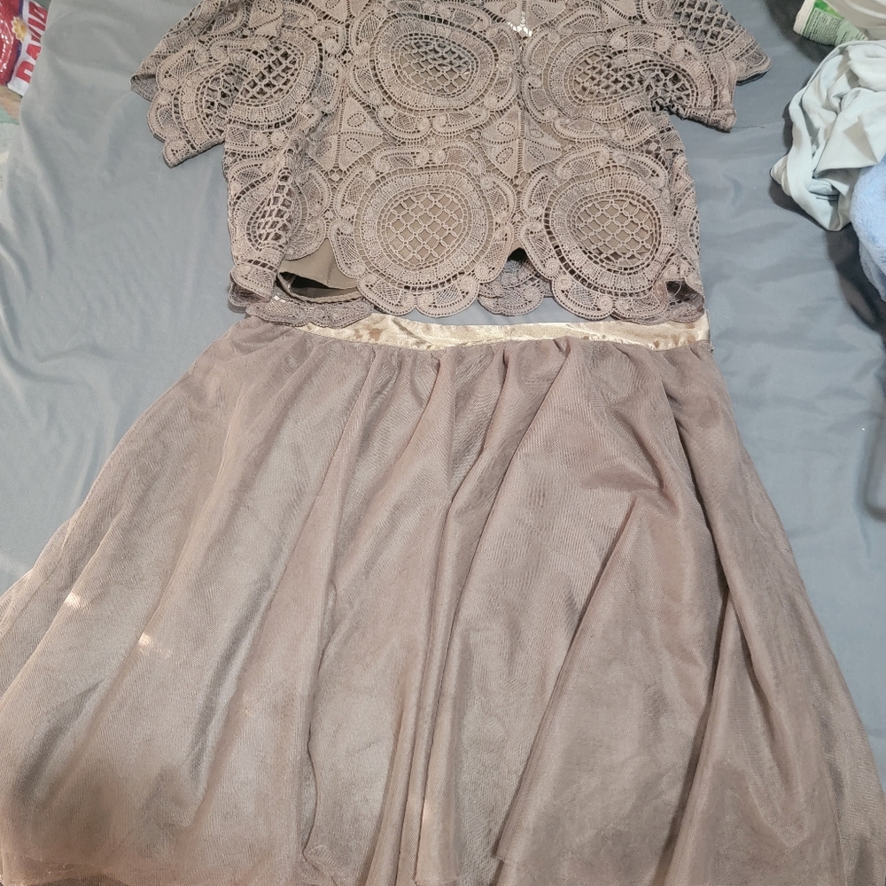 Skirt and shirt combo